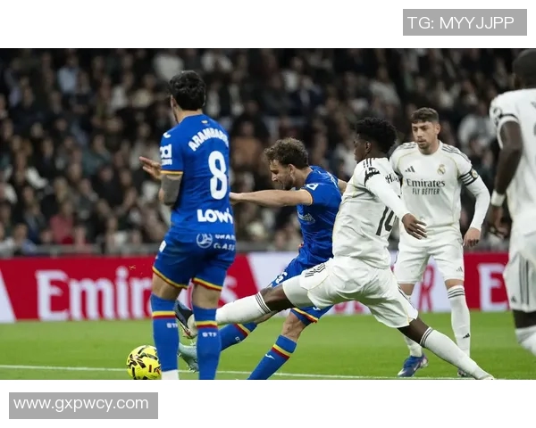 战术深度解析:皇马如何通过控球与高压防守主导比赛节奏